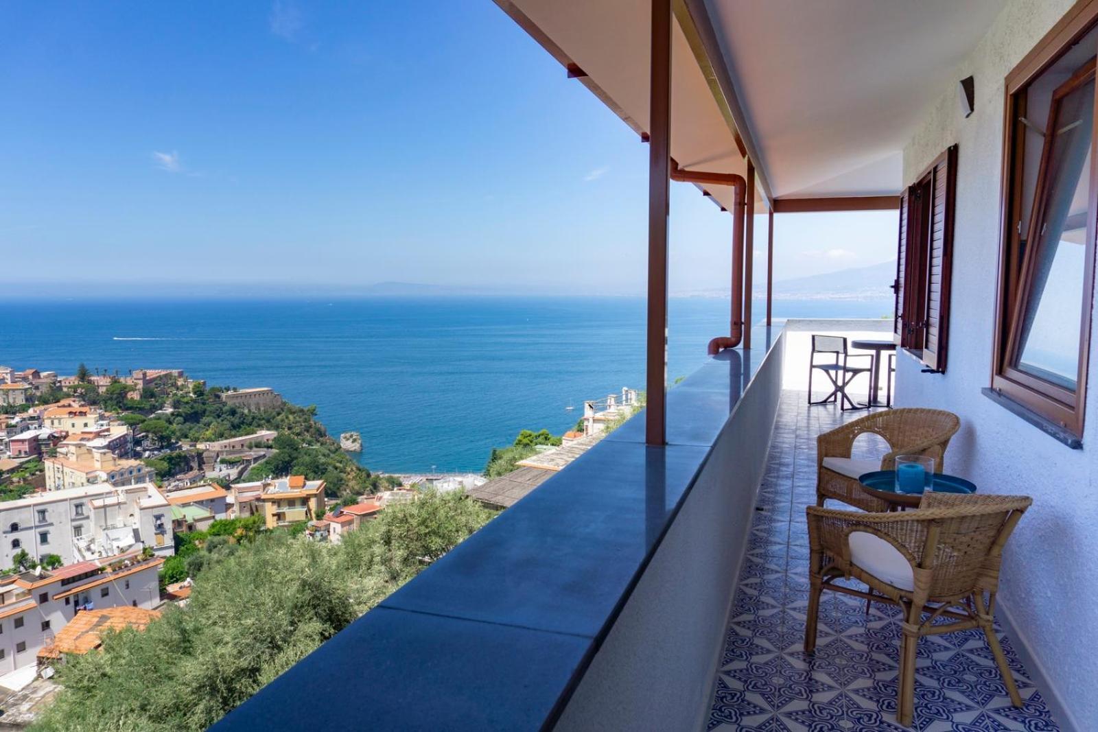 Appartamento In Villa Ariel Віко-Екуенсе Екстер'єр фото